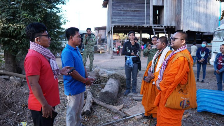 សហគមន៍​ព្រៃ​ឡង់​ ​និង​អង្គ​ការ​​សង្គម​​ស៊ី​វិល​ខក​ចិត្ត​អាជ្ញា​ធរ​រា​រាំង​ប្រារព្ធ​ពិ​ធី​បំបួស​ដើម​ឈើ​