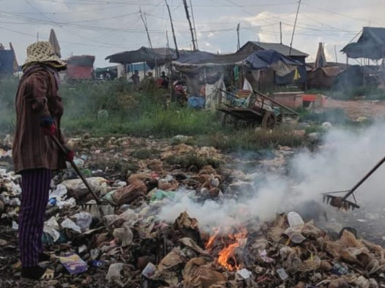 Campaigner Warns of Microplastics Threat Amid Cambodia’s Deluge of Plastic Bags