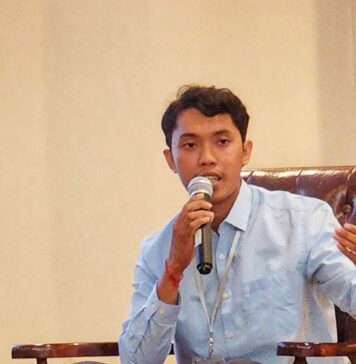 លោក កែ ចំរើន ប្រធានក្លឹបយុវជនបៃតង។